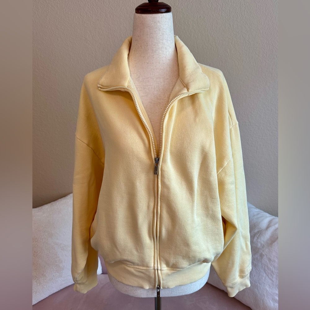 PINK Victoria's Secret Light Yellow Zip-Up Sweatshirt